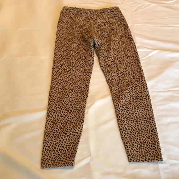 Women’s size medium Allfenix leopard hi waisted leggings - Picture 9 of 10